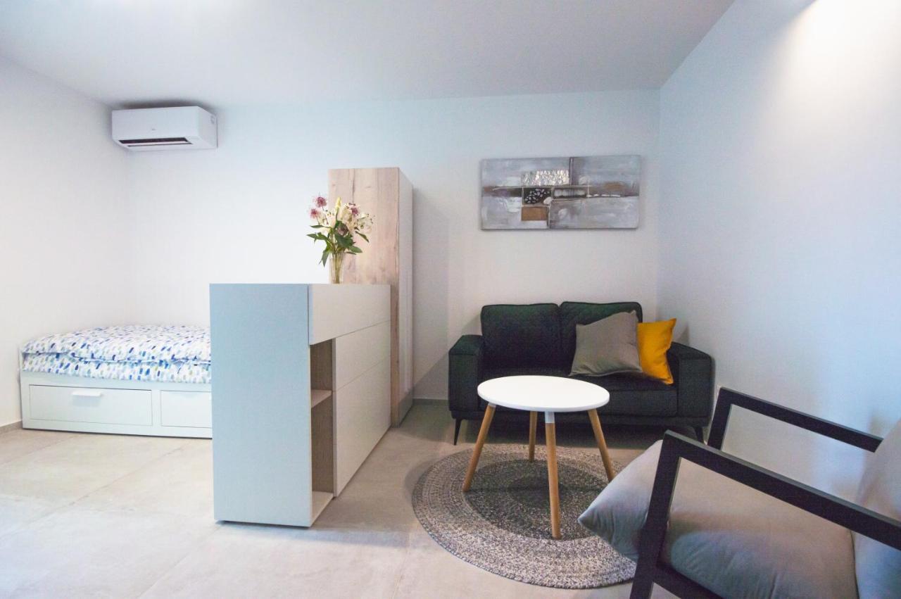 Studio Apartman Irma Cervar Porec Ngoại thất bức ảnh